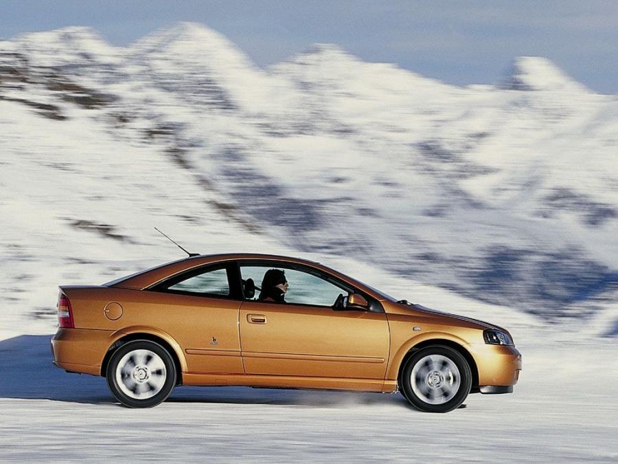  Opel Astra Coupe (G) 2000 года  (фото 33 из 42)